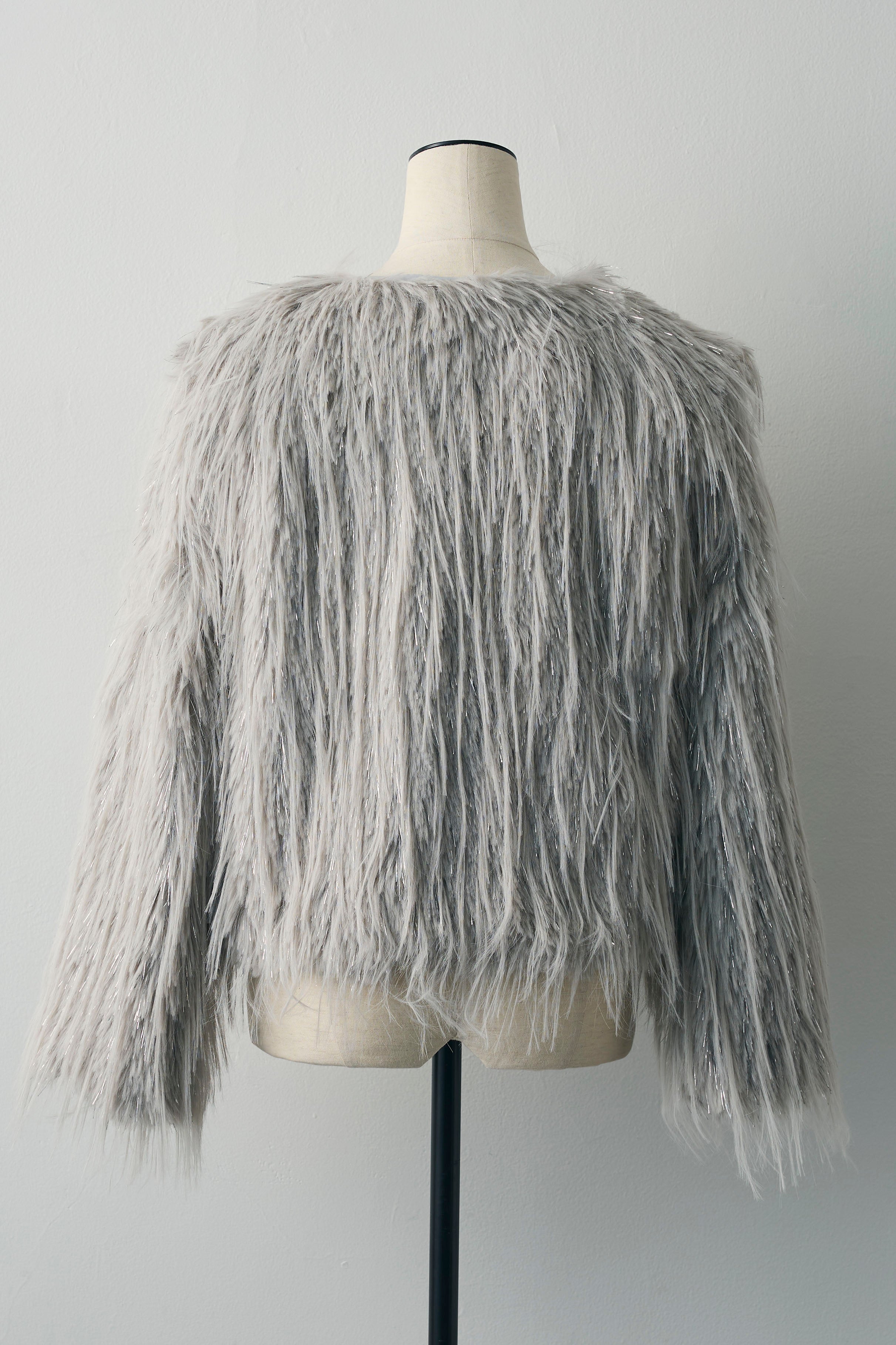 予約]シャイニーロングファーコート – Frene