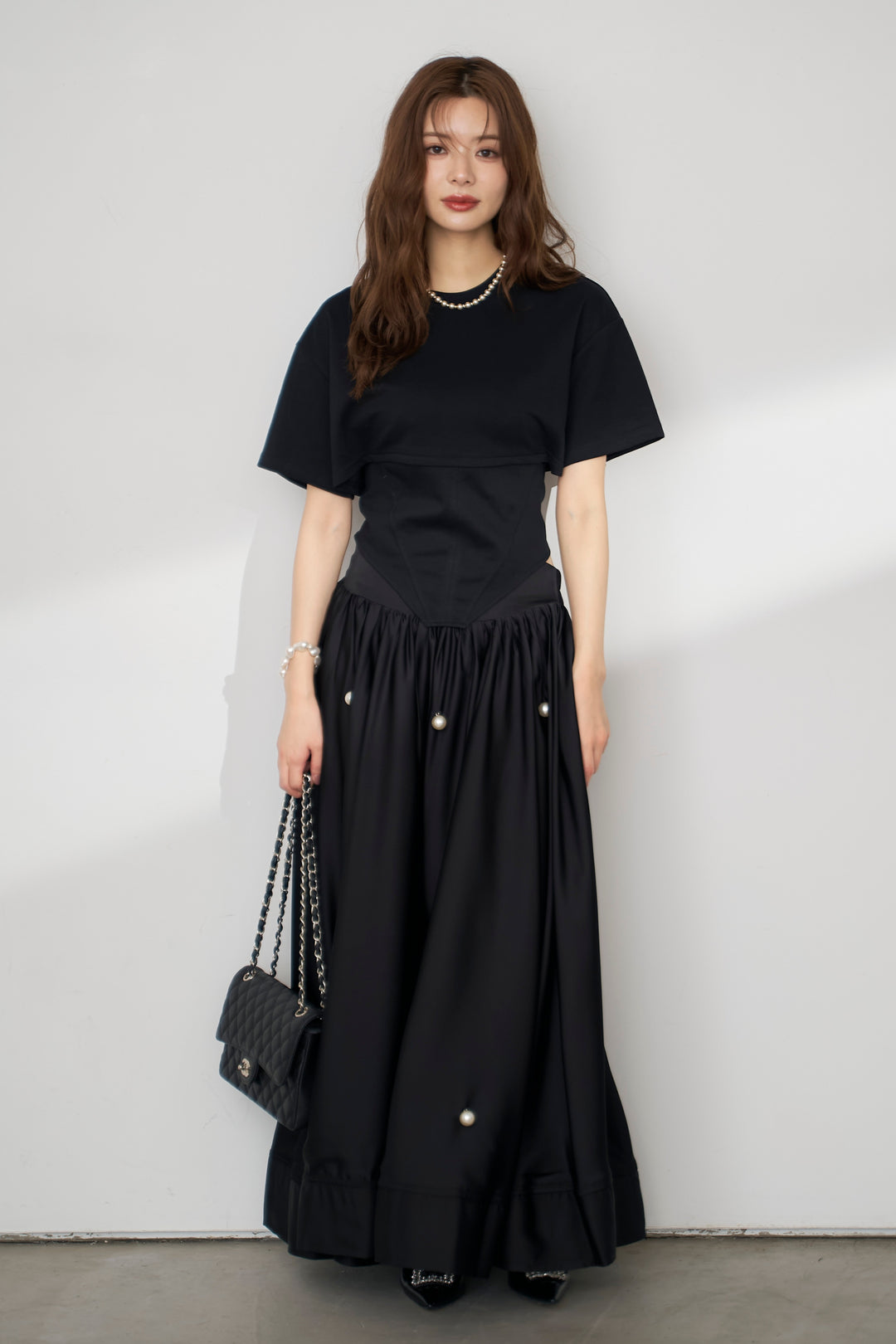 [予約/SET]バックレースアップTシャツ+ビッグパールデコレーションボリュームフレアスカート(2set)