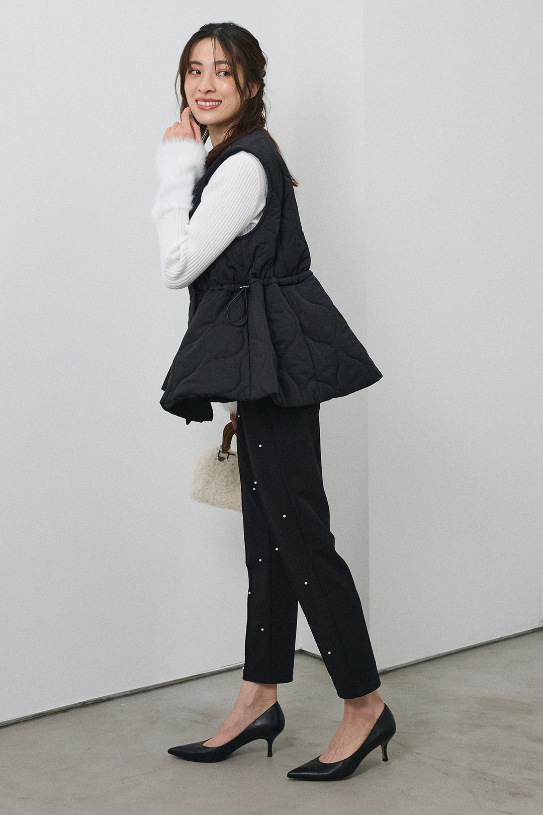 [予約/SET]キルティングフレアシルエットベスト+センターシームランダムパールパンツ(2set)
