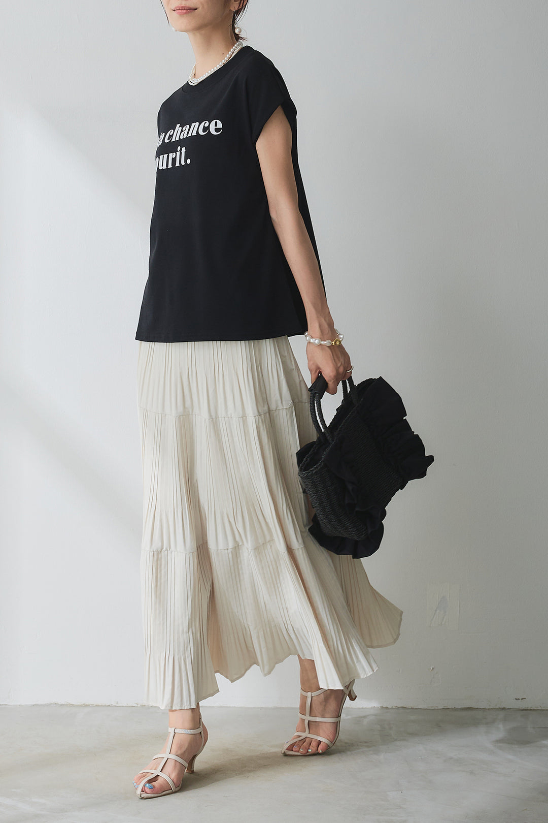[予約/SET]フレンチロゴTシャツ+シルエットプリーツスカート(2set)