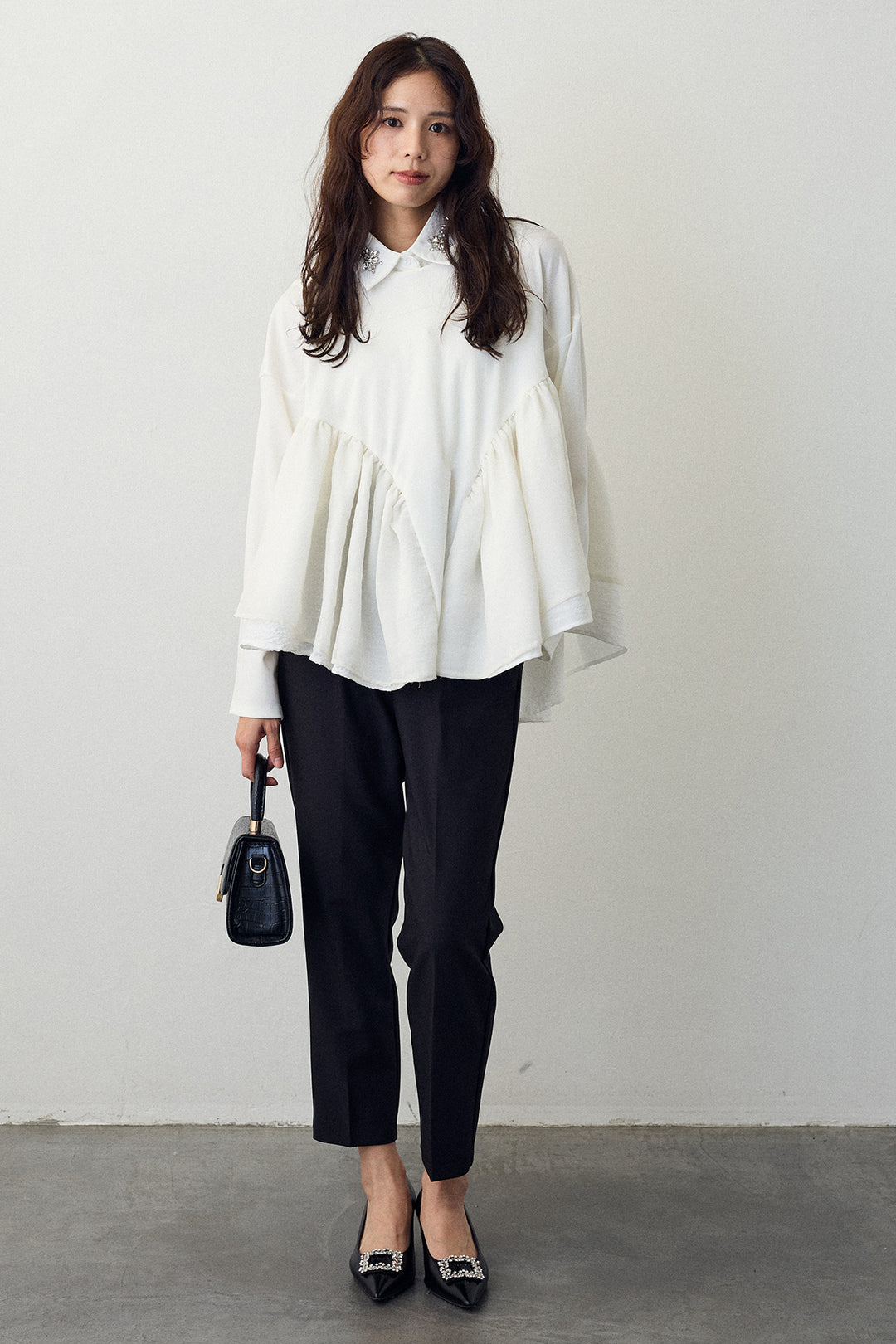 [予約/SET]ビジュー付け襟+フリルテール異素材切替チュニック(2set)