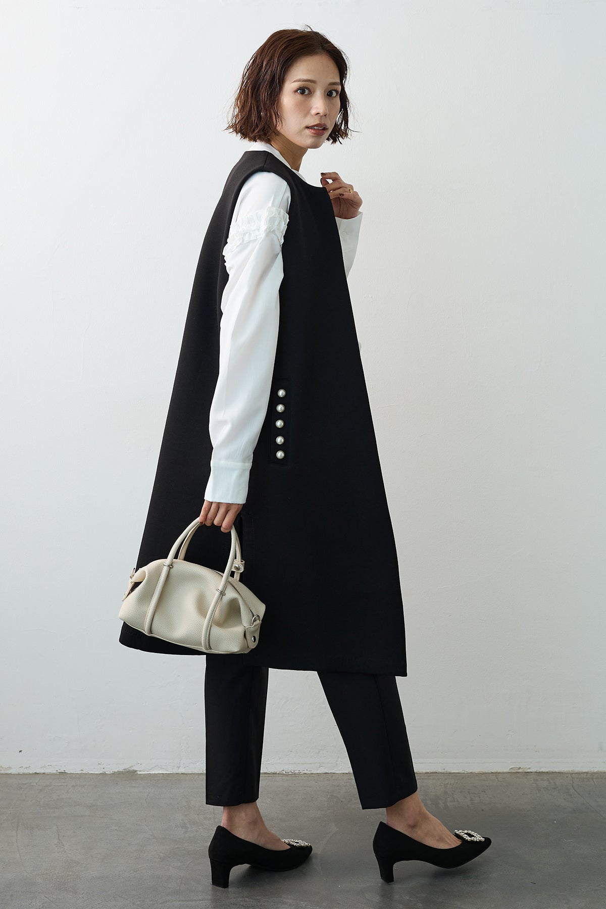 予約/SET]Iラインフリルホイップブラウス+ポケットパール付き