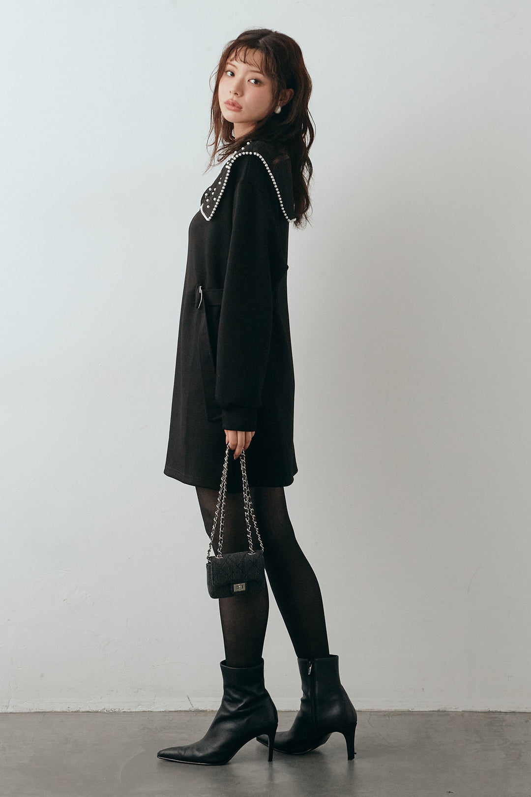 [予約]リボンパールモチーフウエストベルトミニワンピ