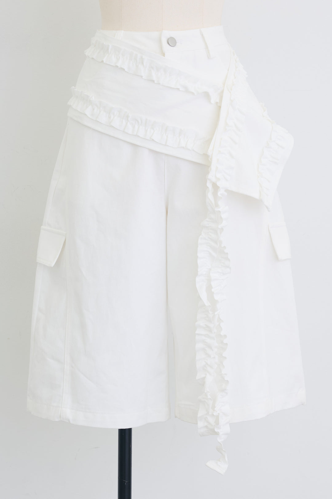 [予約]フリルワイドベルトセットハーフパンツ