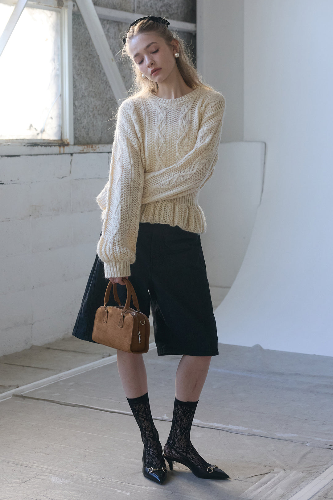 [予約/SET]ケーブル編ミニペプラムニット+デニムベーシックハーフパンツ(2set)