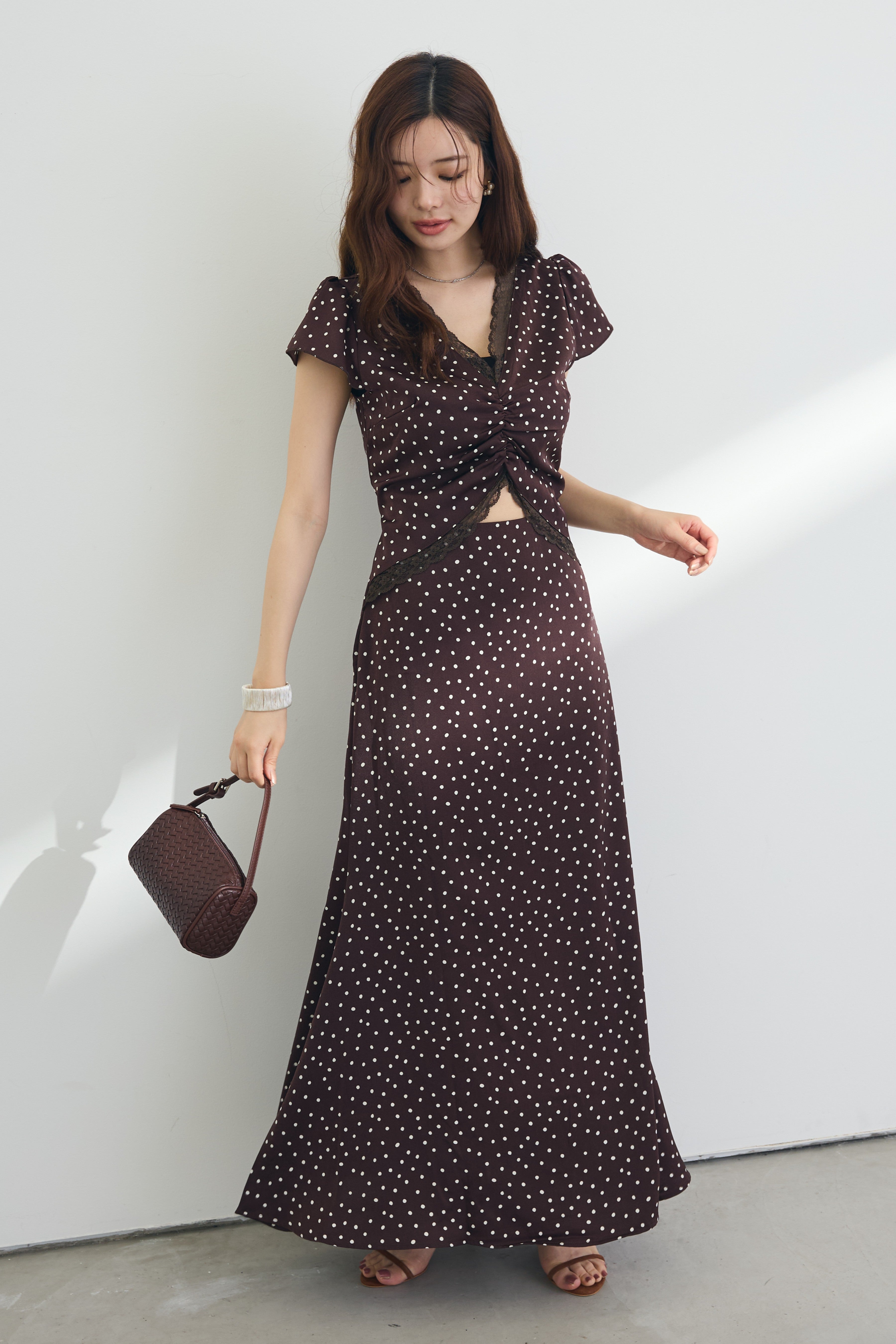 Frene フロントカットドットワンピース 予約]フロントカットドット美シルエットワンピ – Frene