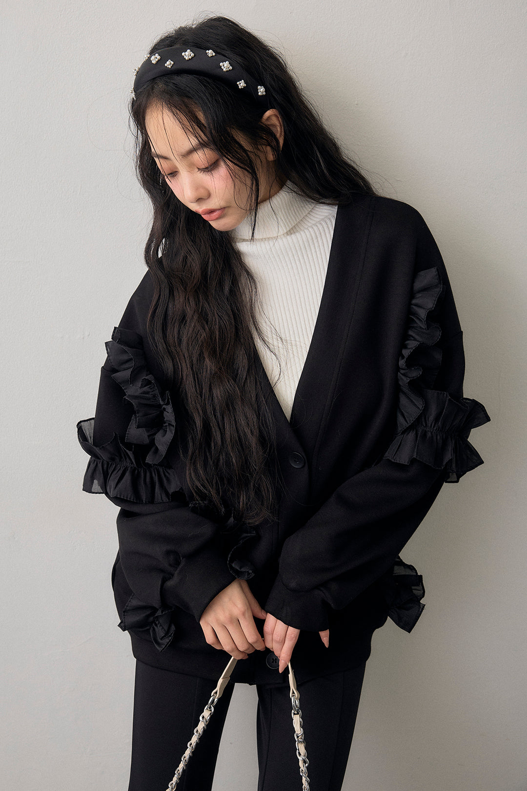 [予約/SET]異素材ランダムフリルポンチカーデ+センタースリットパールパンツ(2set)