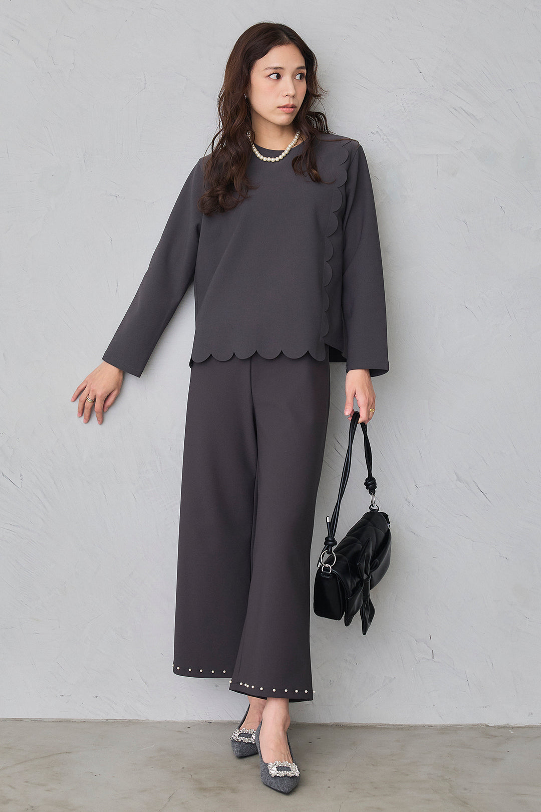 [予約/SET]アシメスカラップポンチプルオーバー+パールヘムポンチストレートパンツ(2set)