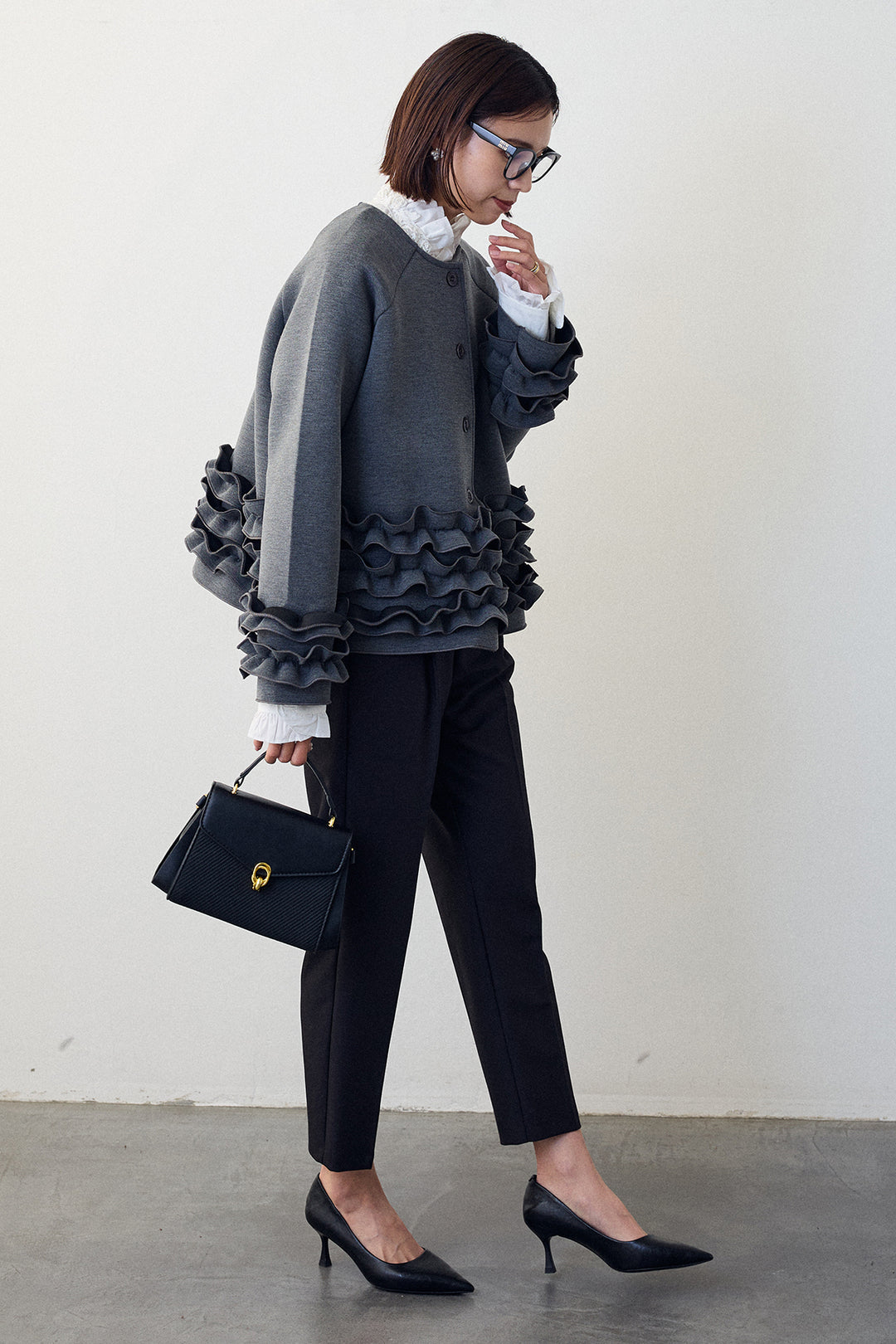 [予約/SET]ローズモチーフフリルカラーシャツ+フリルティアードボンディングクロップドコート(2set)