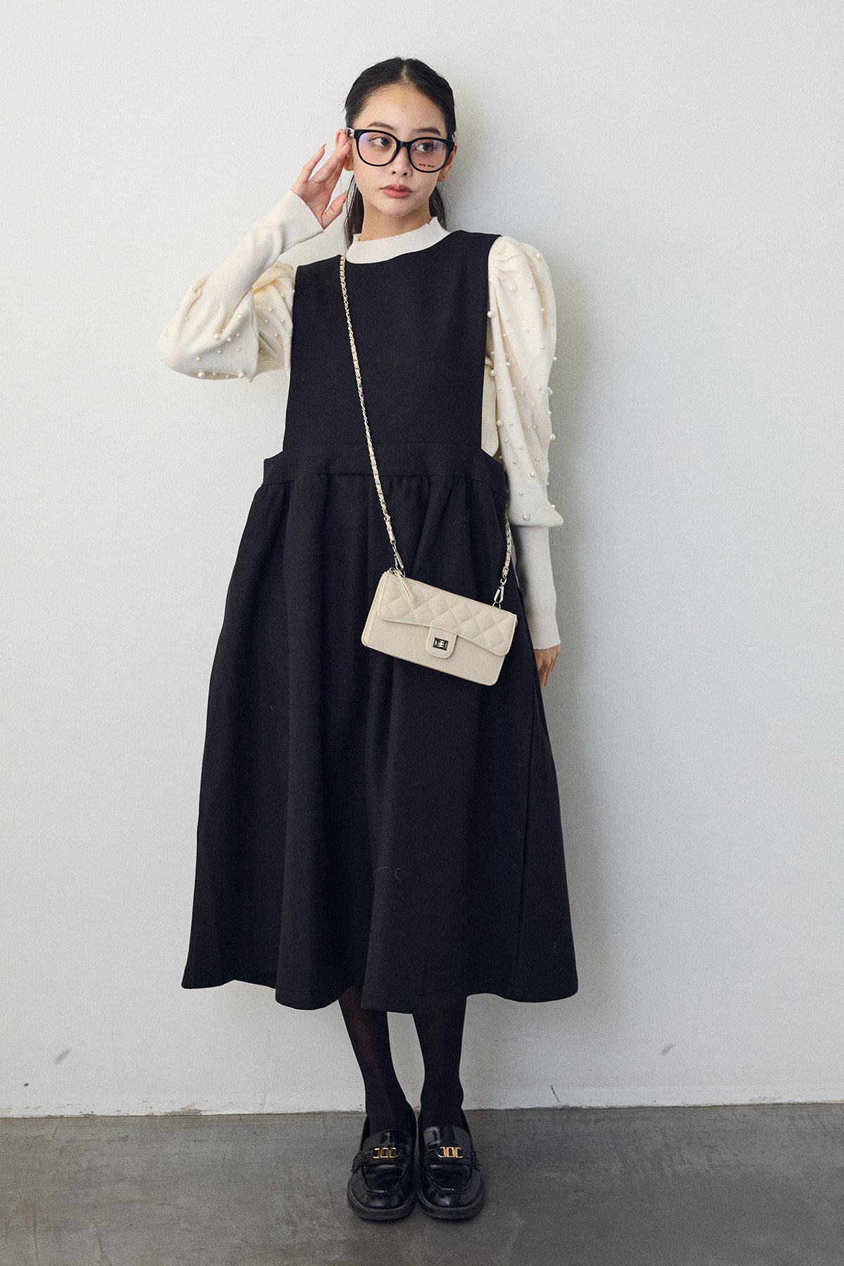 予約/SET]パフスリーブランダムパールニット+前後2wayバックリボン