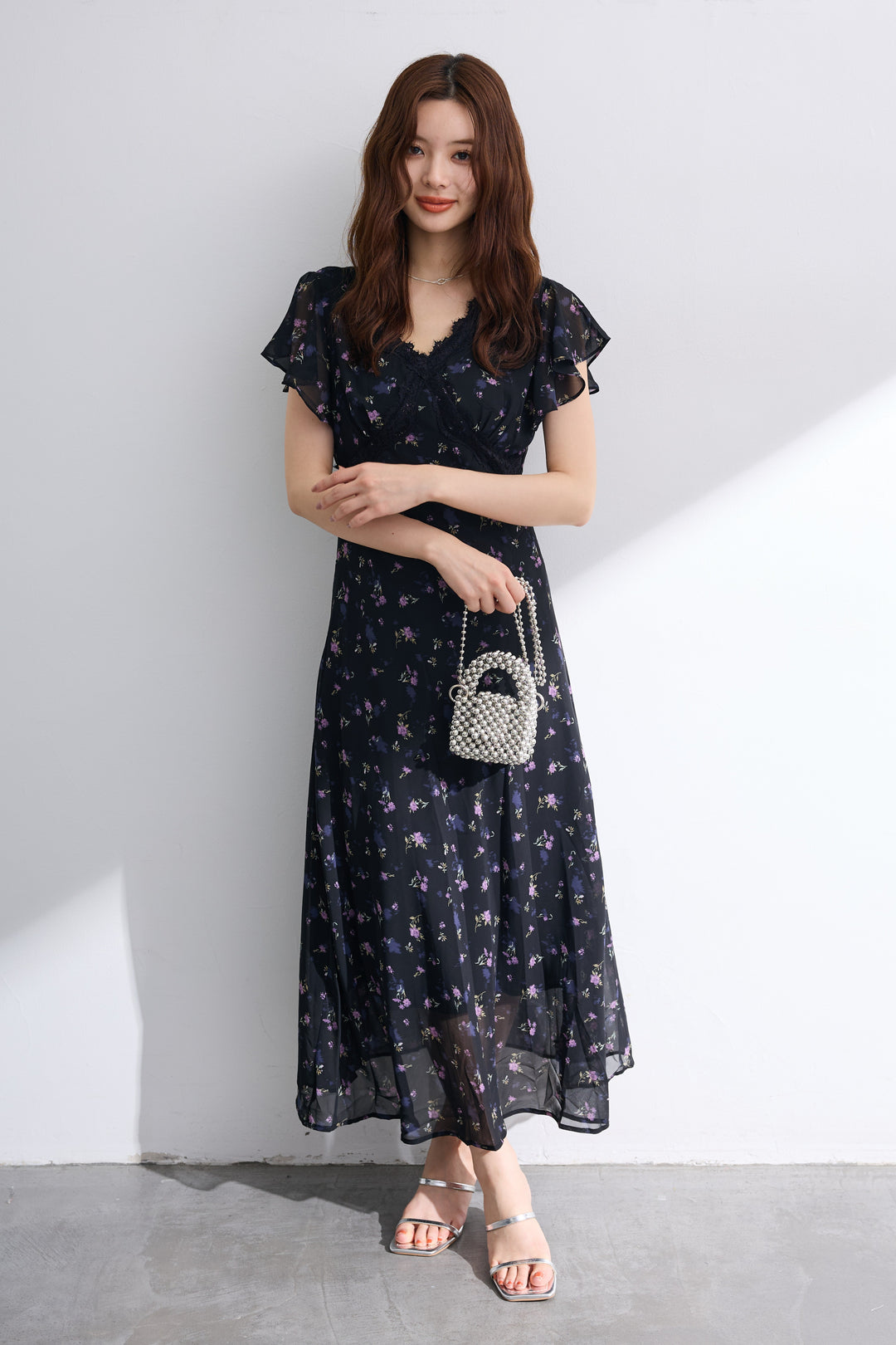 [予約]ニュアンスフラワーレースポイントシフォンワンピース
