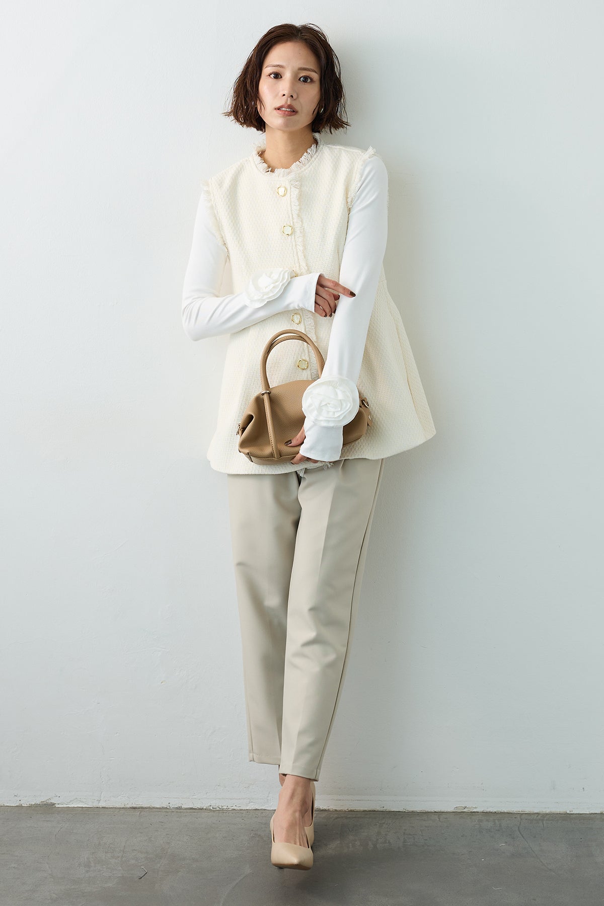 予約/SET]フラワーモチーフポイントカットトップス+ツイードペプラム美