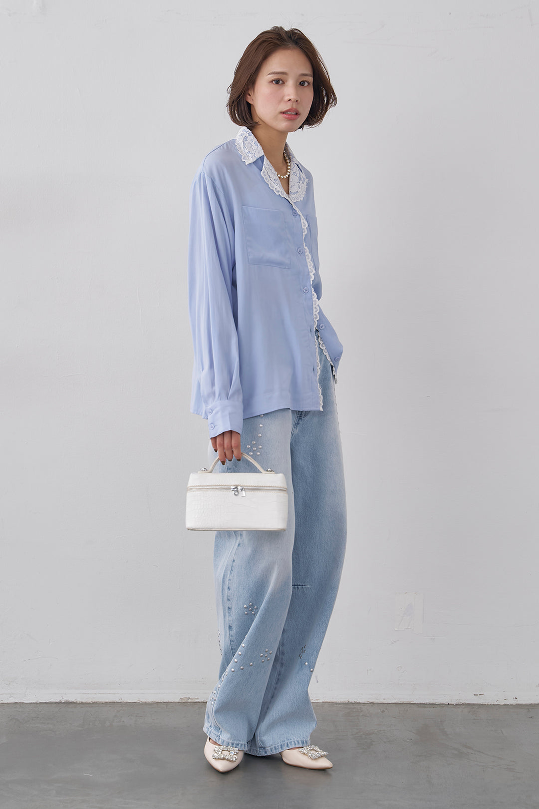 [予約/SET]クラシックレーストリムブラウス+スタッズアシメカーブデニムパンツ(2set)