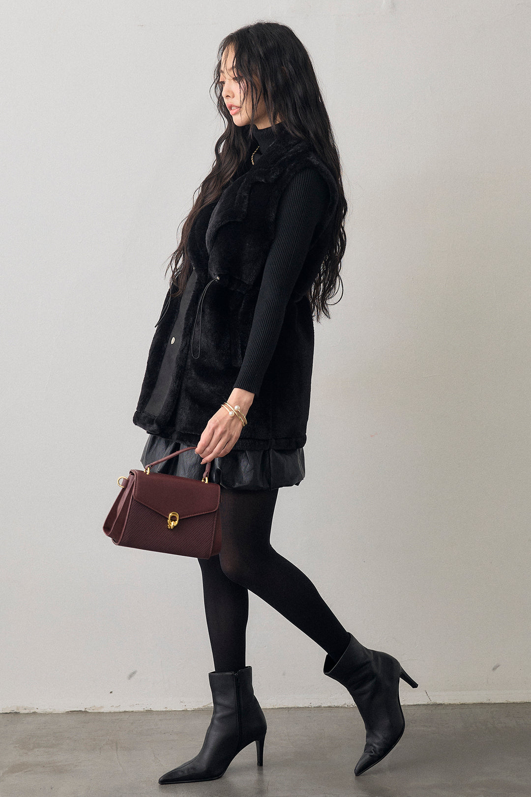 [予約/SET]テディボアウエストドロストベスト+フェイクレザーティアードバルーンミニスカート(2set)