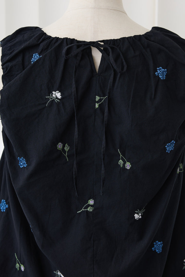 [予約]刺繍ローンバルーンヘムブラウス