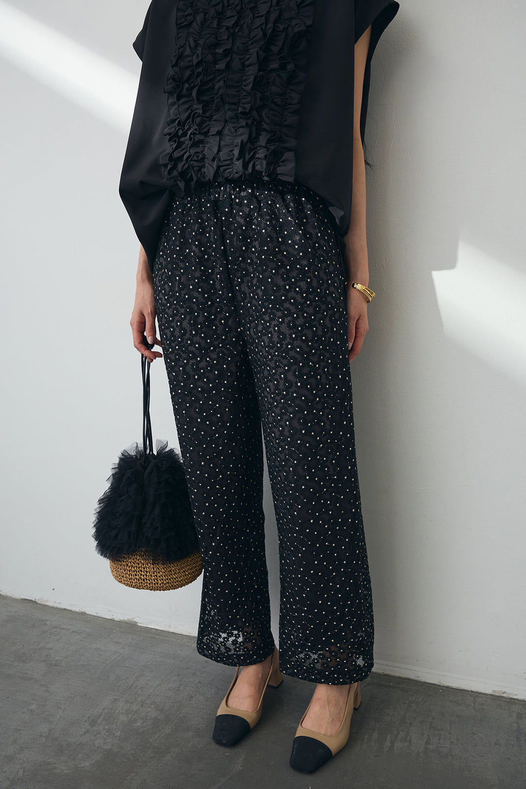 [予約/SET]ホイップフリルフレンチスリーブブラウス+刺繍フラワーシャイニーパンツ(2set)