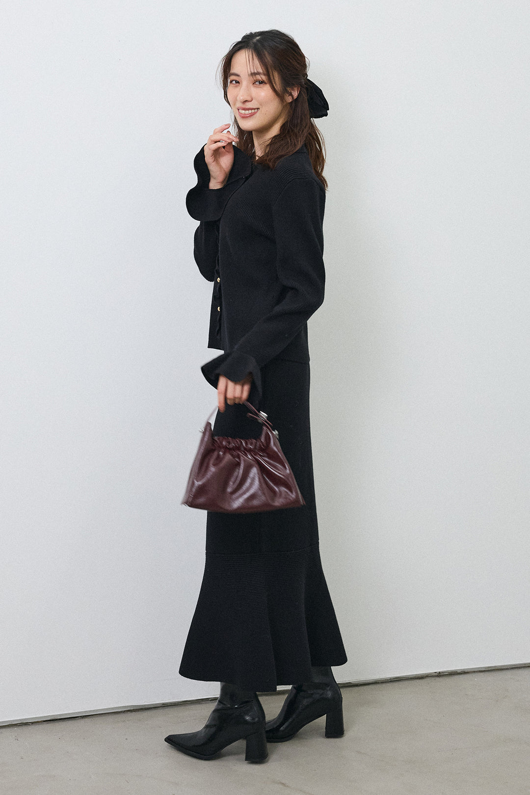 [予約]フロントラッフルデザインニットセットアップ