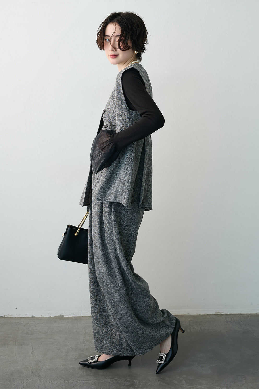 [予約/SET]チュールシアーカフスリブニット+サマーツイードボックスプリーツベスト+サマーツイードウエストラインタックパンツ(3set)