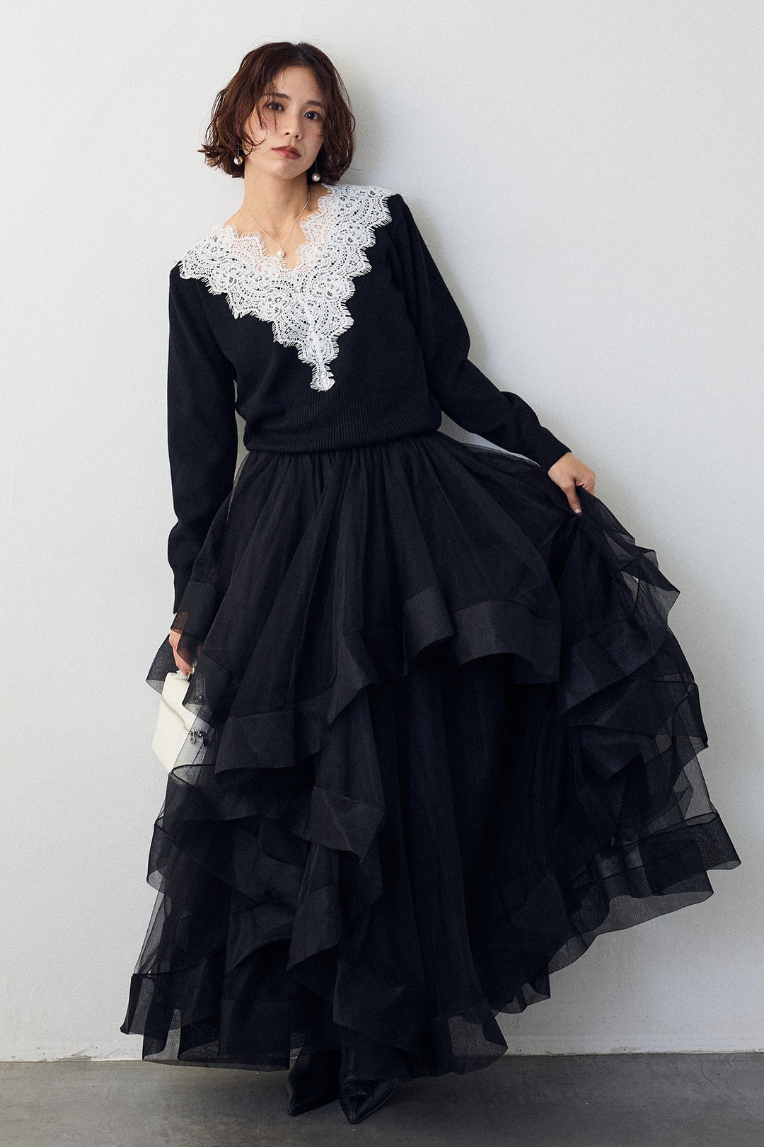 [予約/SET]Vレースデザインニットプルオーバー+ランダムフリルティアードボリュームスカート(2set)