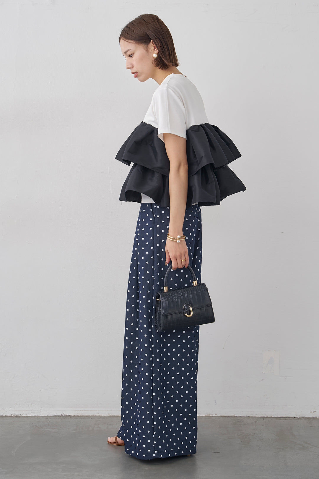 [予約/SET]ナイロンフリルドッキングTシャツ+ハイウエストドットデニムパンツ(2set)