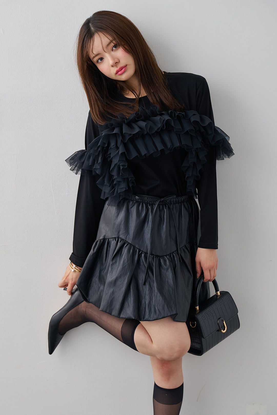 [予約/SET]マルチwayフリルカットトップス+フェイクレザーティアードバルーンミニスカート(2set)