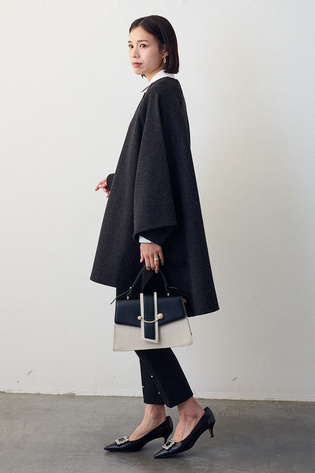 [予約/SET]パネルフレアヘムシャツ+ウールライクドルマンポンチョコート+センターシームランダムパールパンツ(3set)