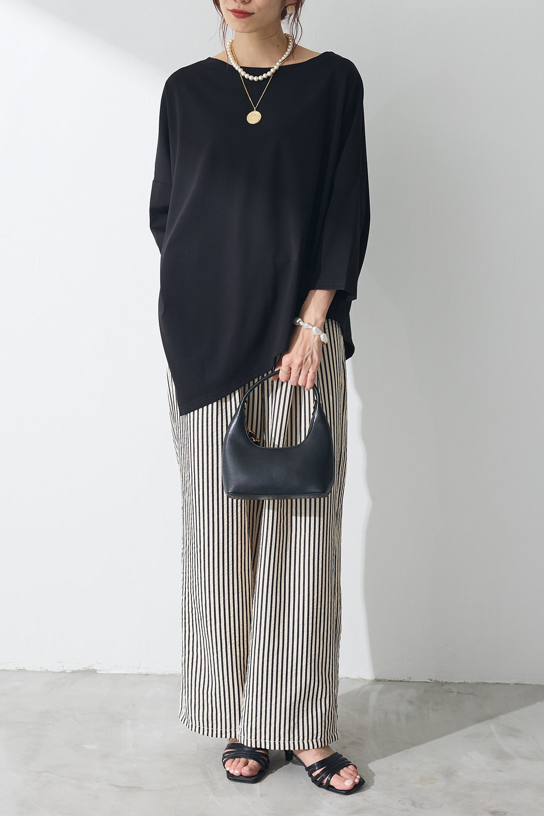 [予約/SET]ヘムアシメトリーカットトップス+シアーサッカーストライプパンツ(2set)