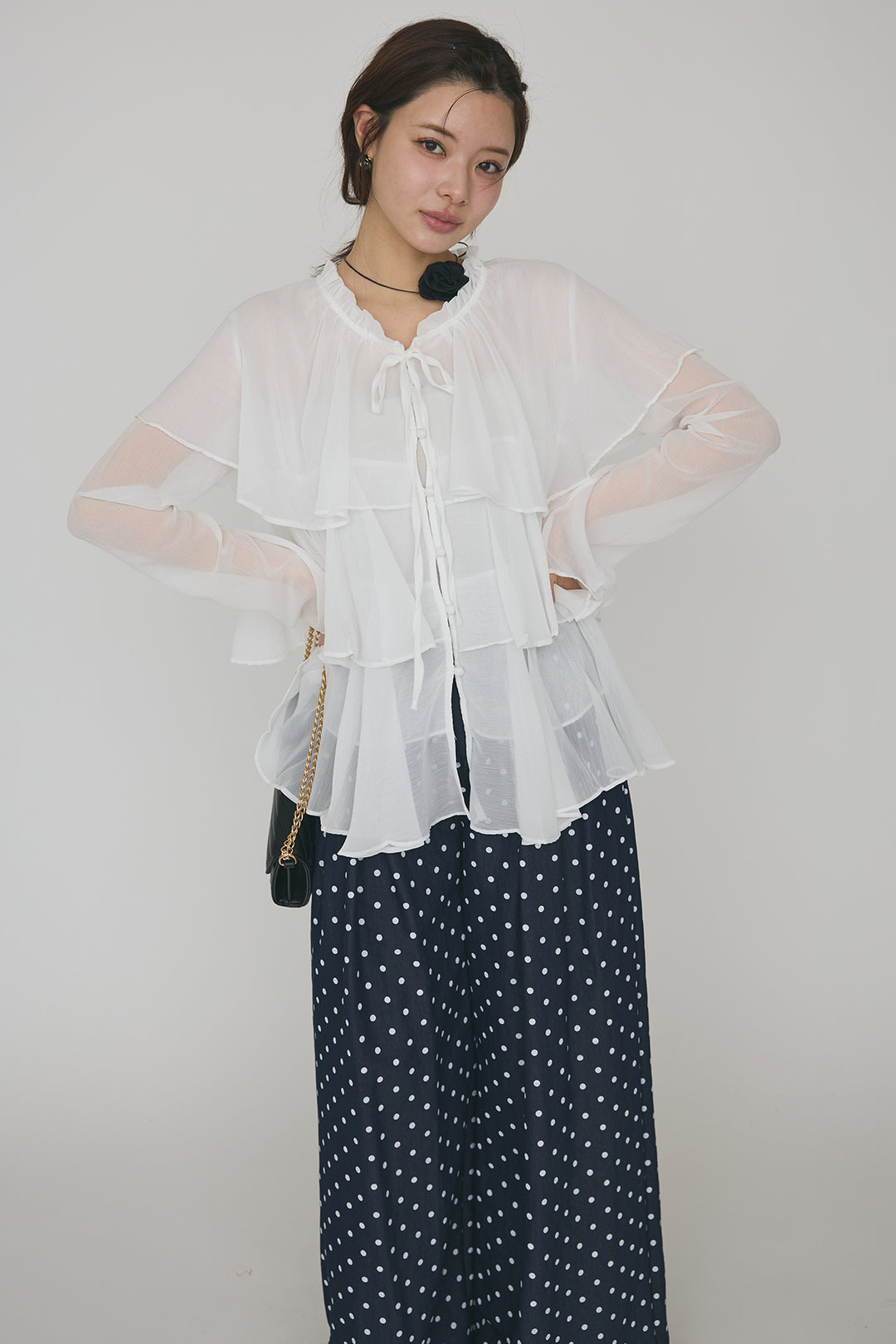 [予約/SET]エアリーシフォンティアードブラウス+ハイウエストドットデニムパンツ(2set)