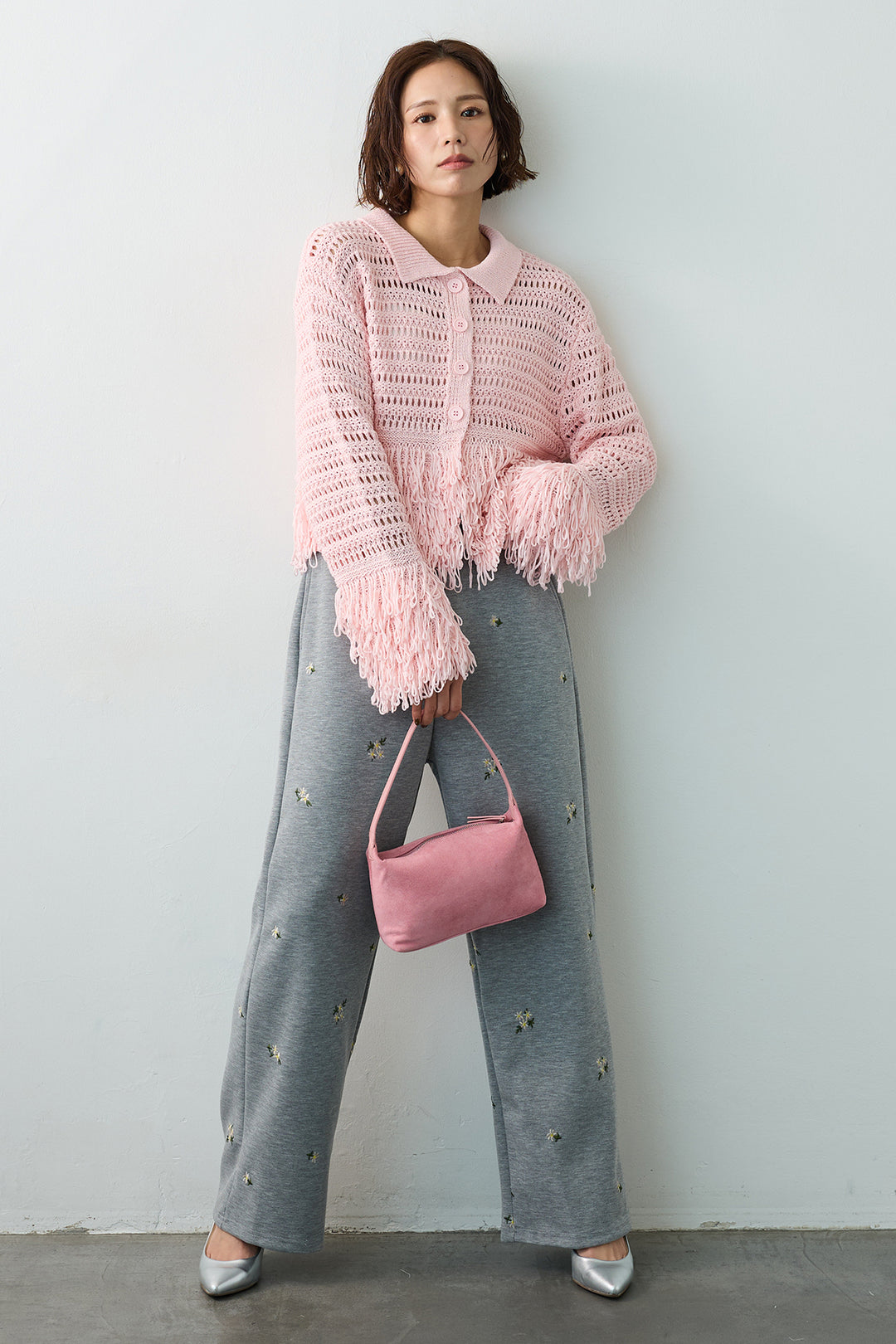 [予約/SET]メッシュフリンジクロップドニット+フラワー刺繍ストレートポンチパンツ(2set)