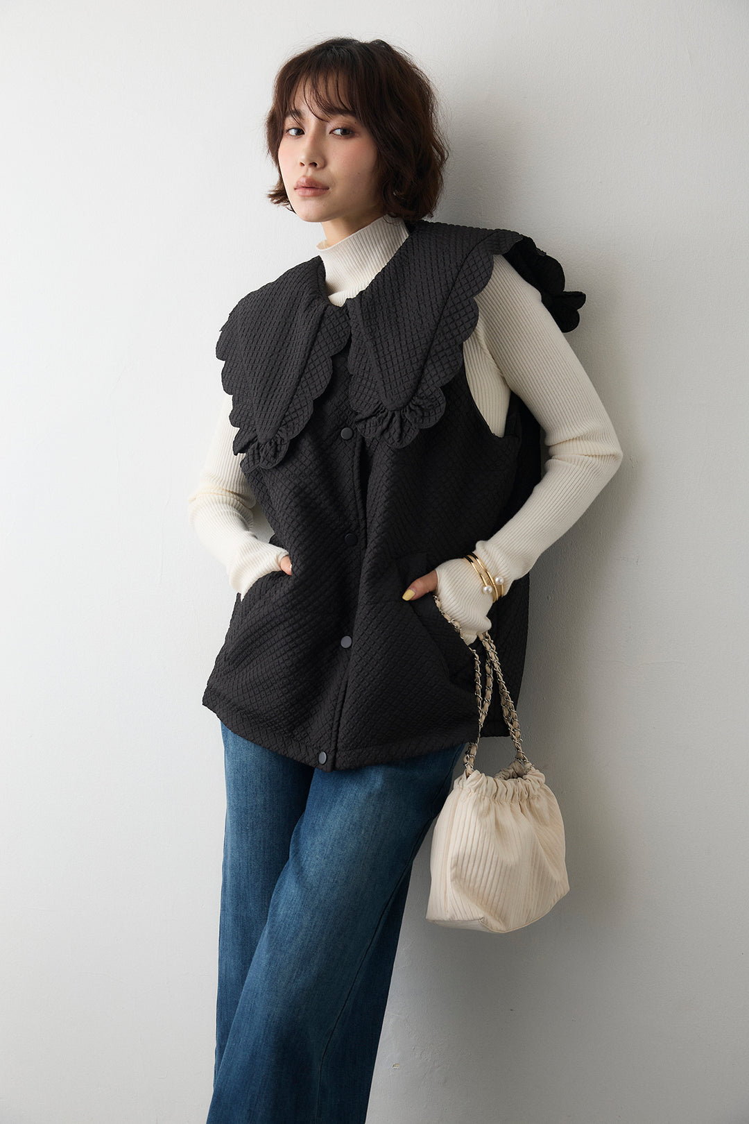 [予約/SET]ベーシックフィンガーホールリブニット+スカラップBIGカラーベスト+フリルヘムデニムパンツ(3set)