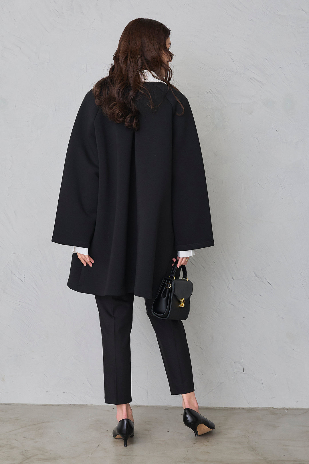 [予約/SET]パールライン襟×プリーツシャツ+ポケットパール付きダンボールコート+タックテーパードパンツ(3set)