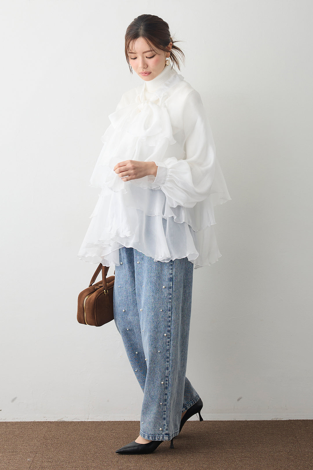 [予約/SET]ベーシックリブタートルニット+フロントBIGリボンティアードエアリーチュニック+パールスタッズストレートハイウエストデニム(3set)