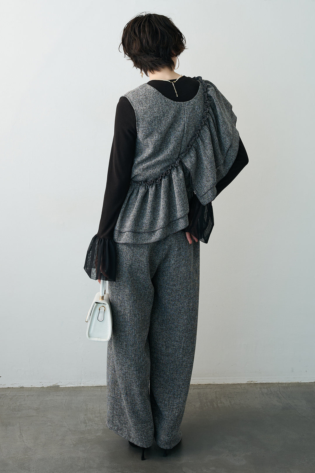 [予約]サイドギャザーフレアチュールカフストップス