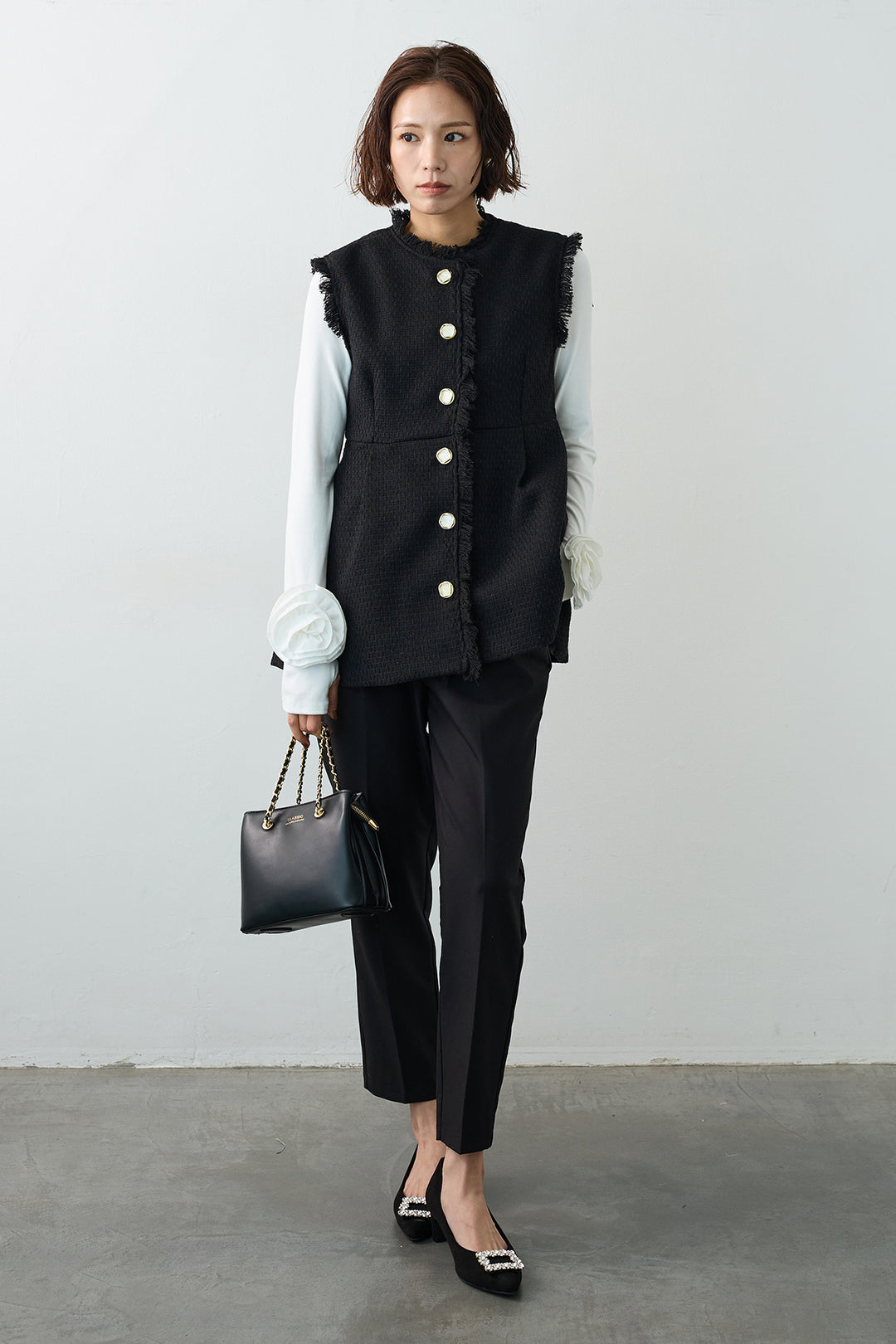 [予約/SET]フラワーモチーフポイントカットトップス+ツイードペプラム美フォルムジレ(2set)