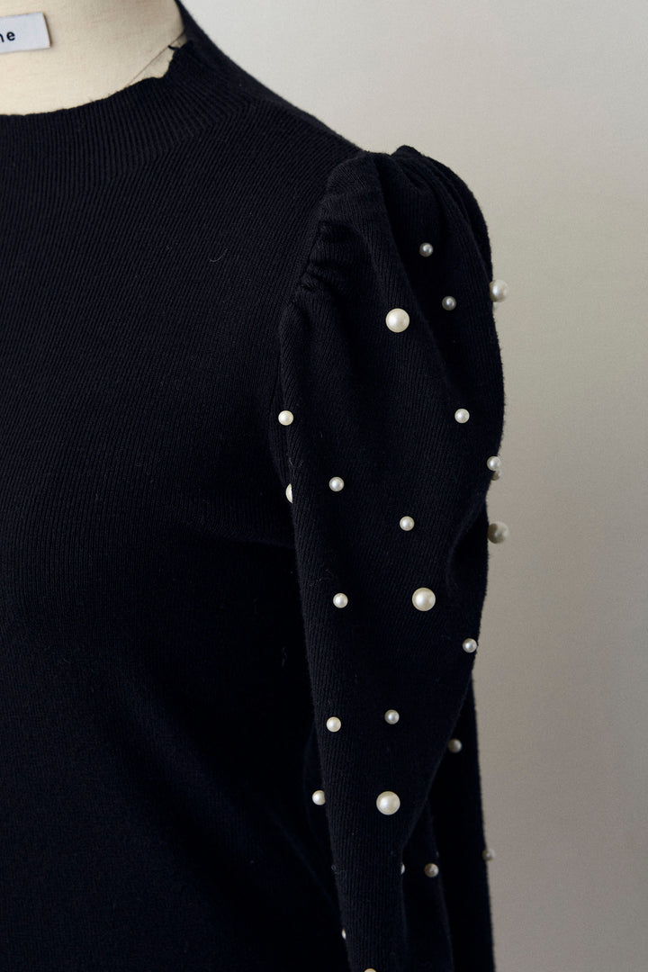 [予約]パフスリーブランダムパールニット