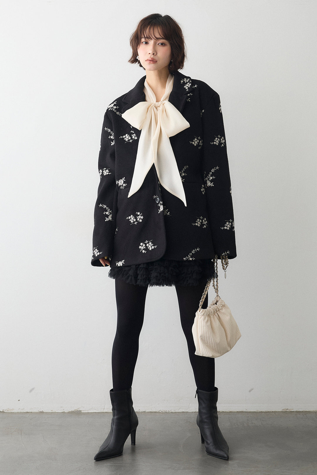 [予約/SET]フラワーエンブロイダリーモッサジャケット+ホイップチュールミニ丈スカート(2set)