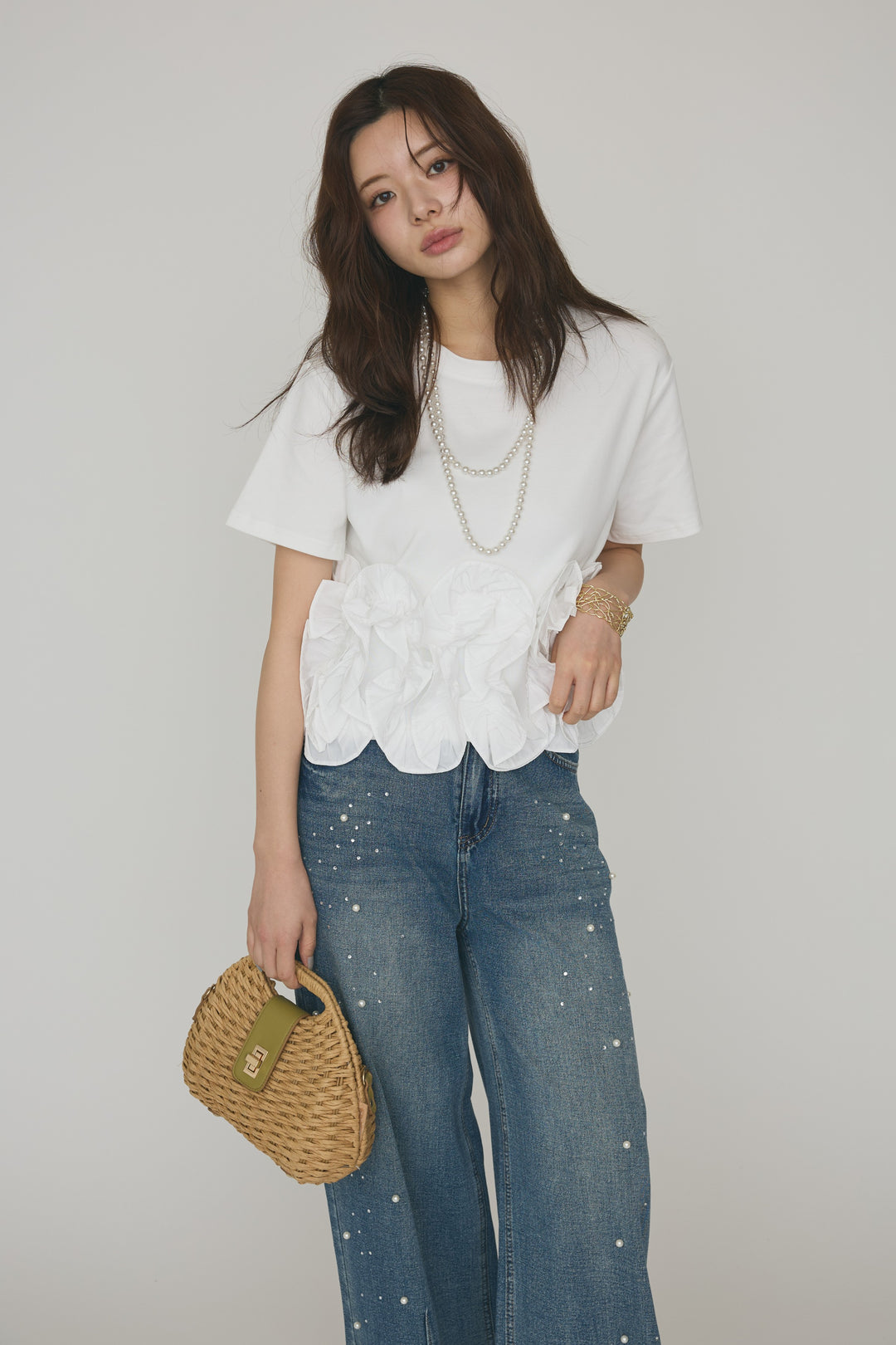 [予約/SET]フリルウェーブヘムカットTシャツ+パールラインストーンハイウエストデニム(2set)