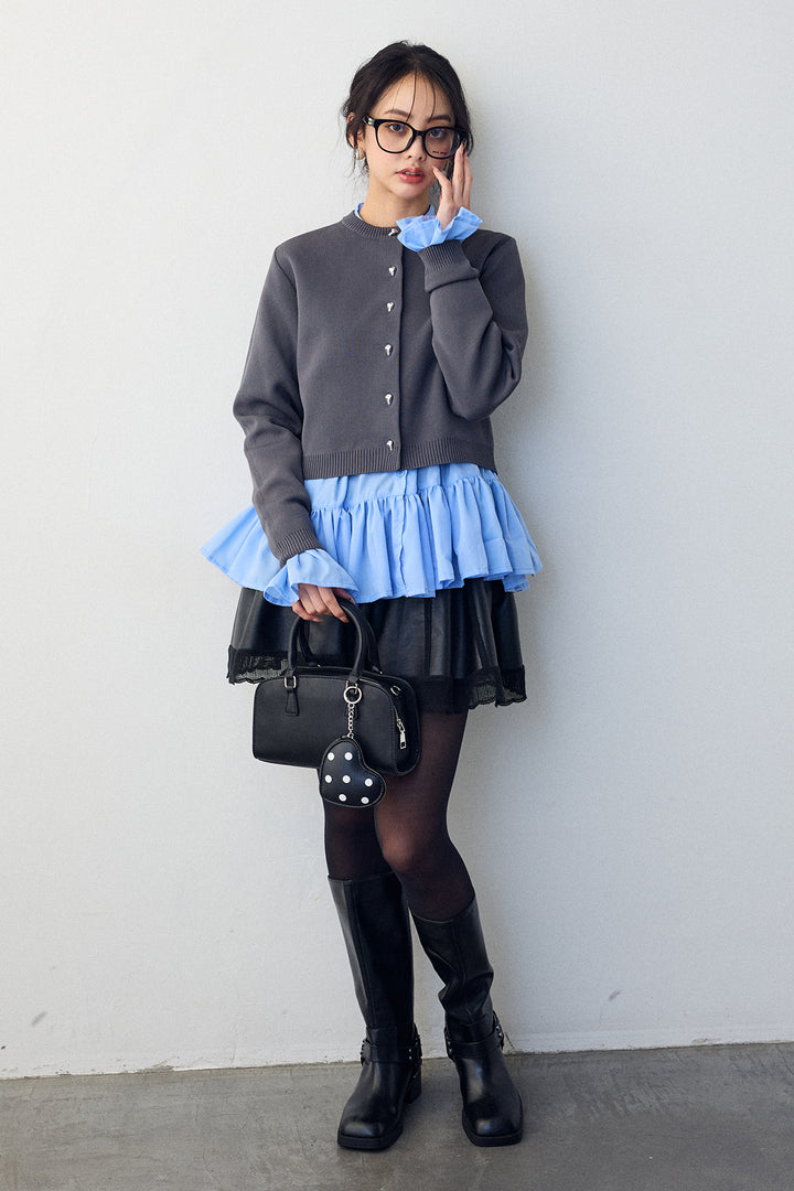 [予約/SET]フリルヘムスリーブブラウス+メタルボタンベーシックカーデ+レザーライクフレアショートパンツ(3set)