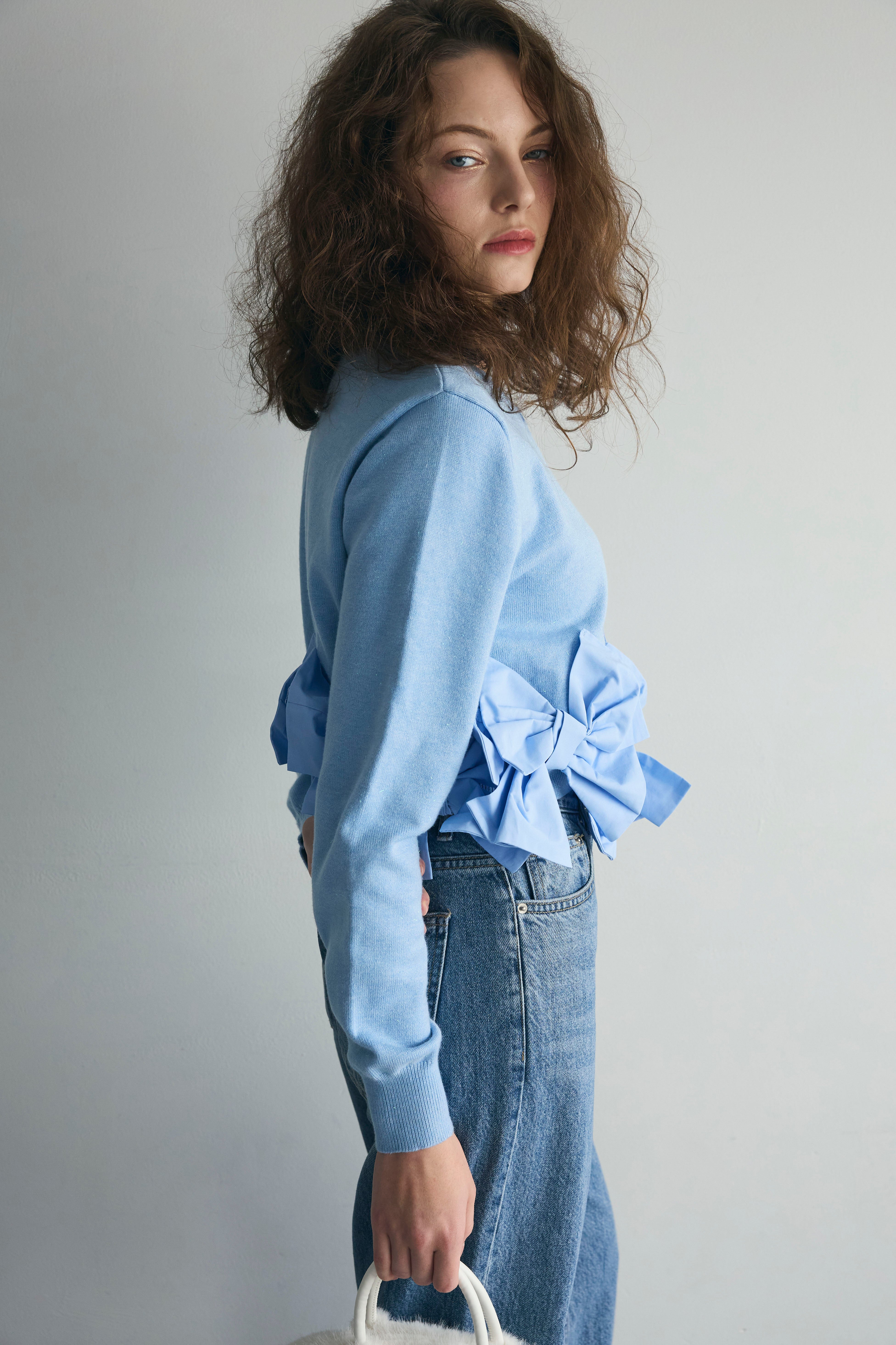 ヘムリボンデザインショートカーデ 予約]ヘムリボンデザインショートカーデ – Frene