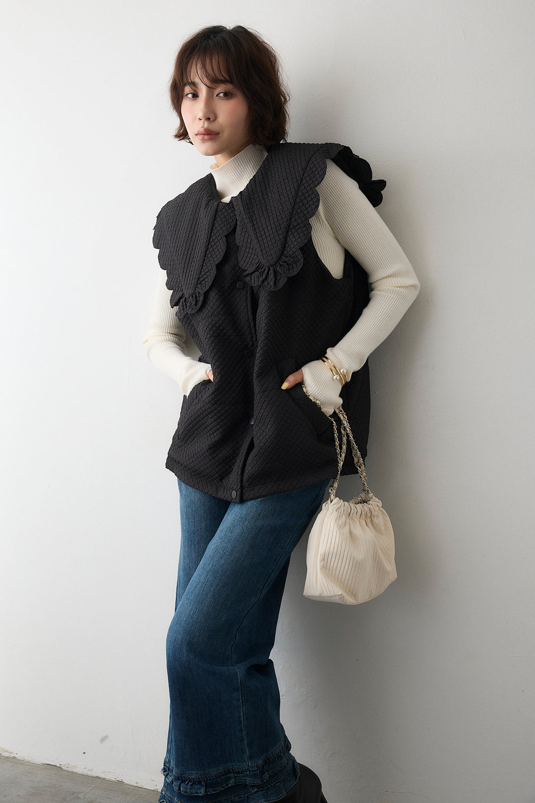 [予約/SET]ベーシックフィンガーホールリブニット+スカラップBIGカラーベスト+フリルヘムデニムパンツ(3set)