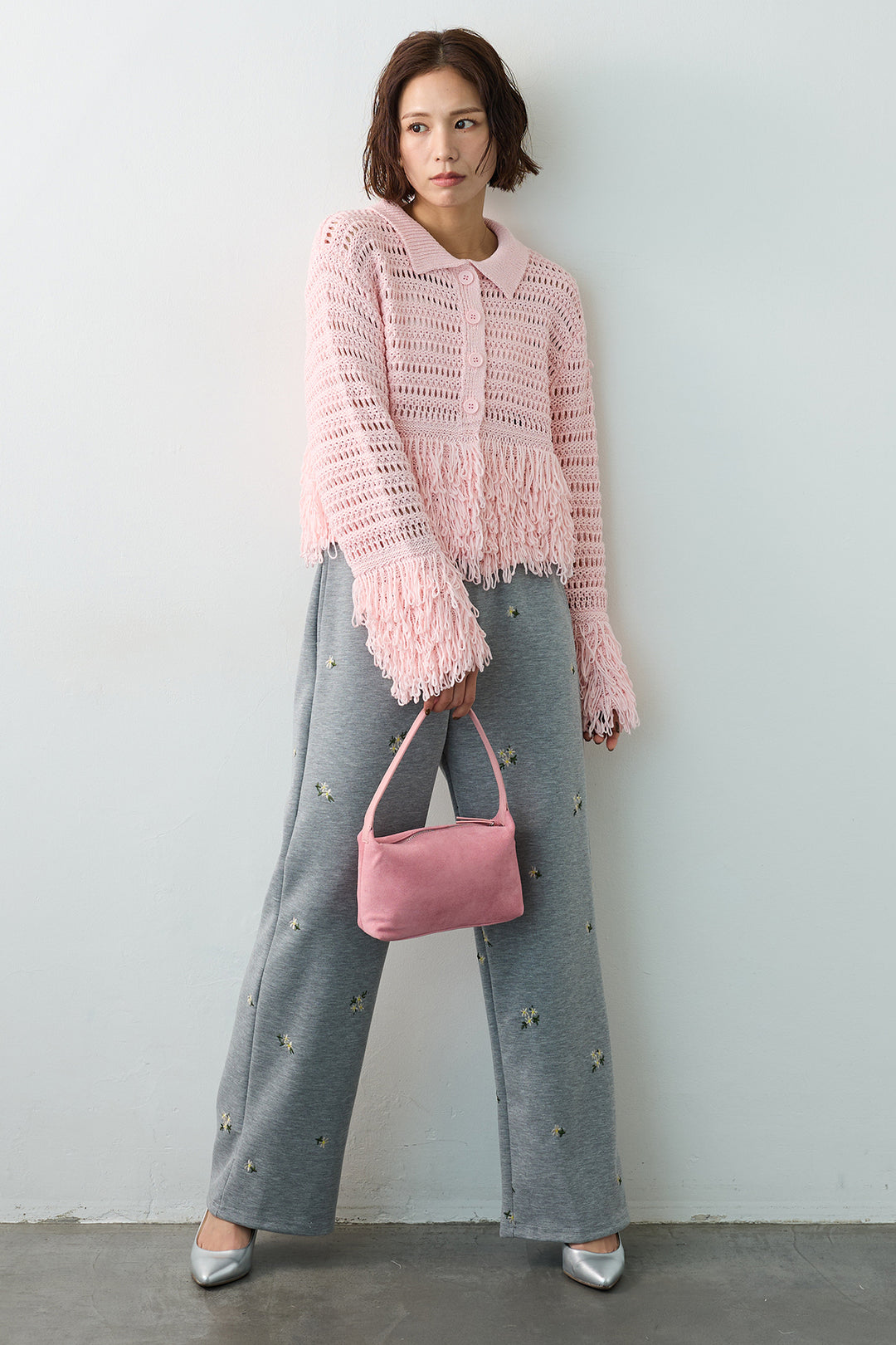 [予約/SET]メッシュフリンジクロップドニット+フラワー刺繍ストレートポンチパンツ(2set)
