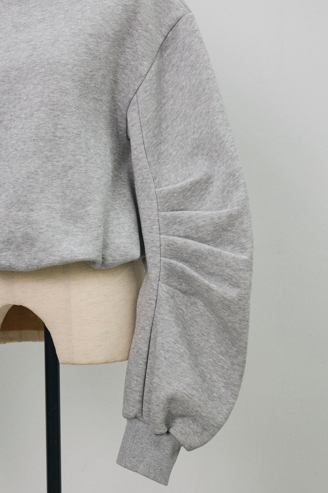 [予約]裏起毛バルーンスリーブプルオーバー