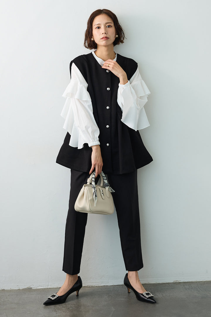 [予約/SET]ティアードフリルスリーブパールボタンブラウス+ペプラムラインシルバーボタンジレ+タックテーパードパンツ(3set)