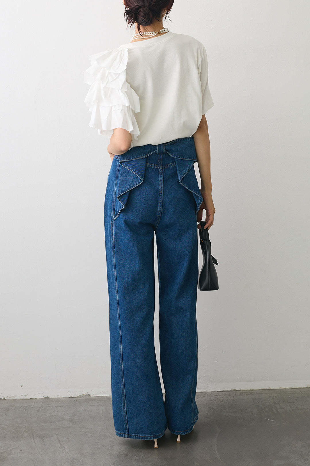 [予約/SET]アシメフリルティアードデザインTシャツ+バックリボンデザインデニムパンツ(2set)