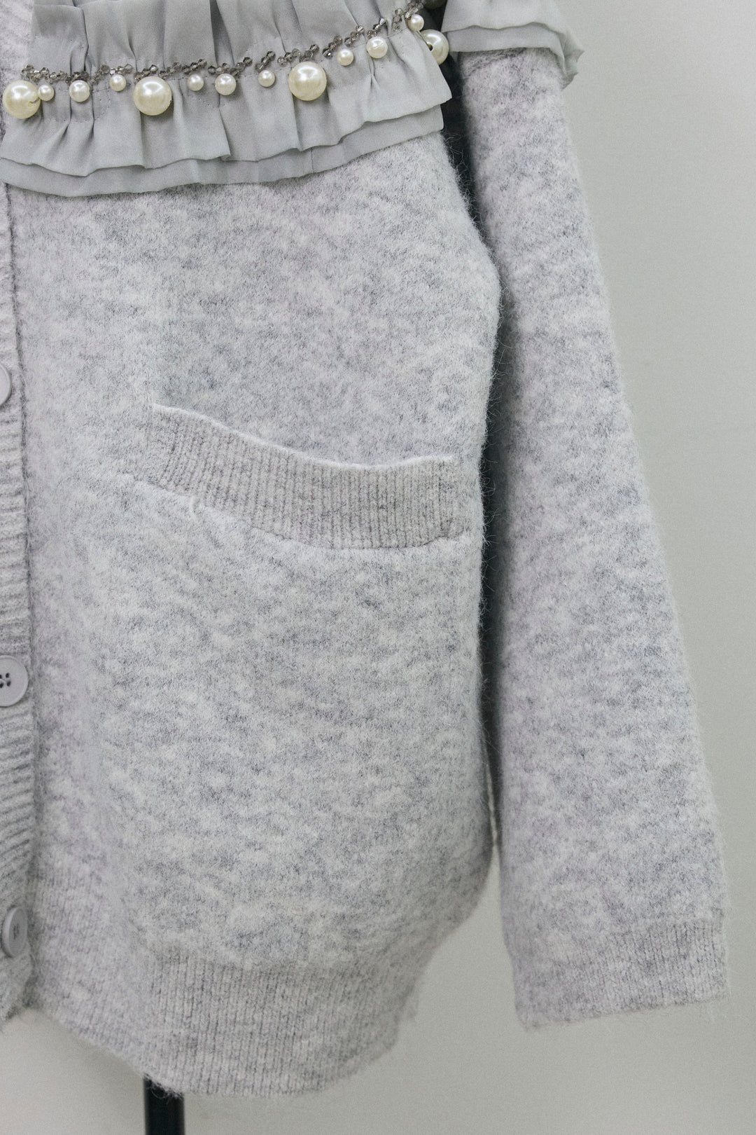 [予約]フリルパールドッキングニットコーディガン