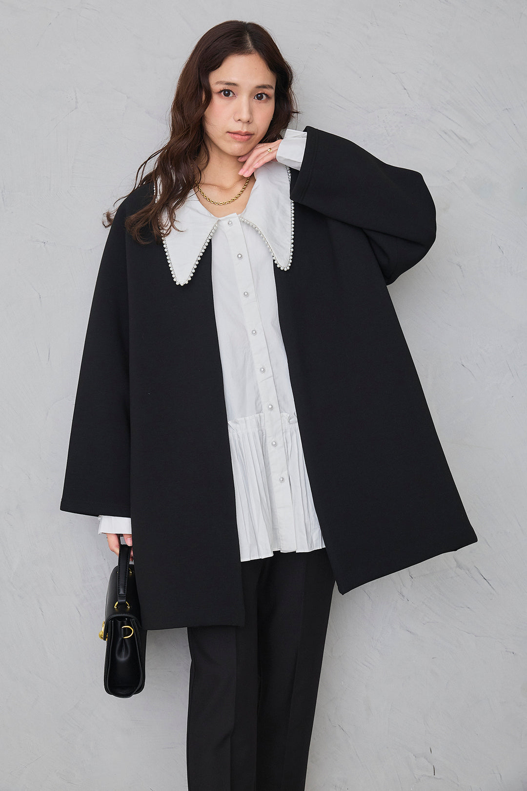 [予約]パールライン襟×プリーツシャツ