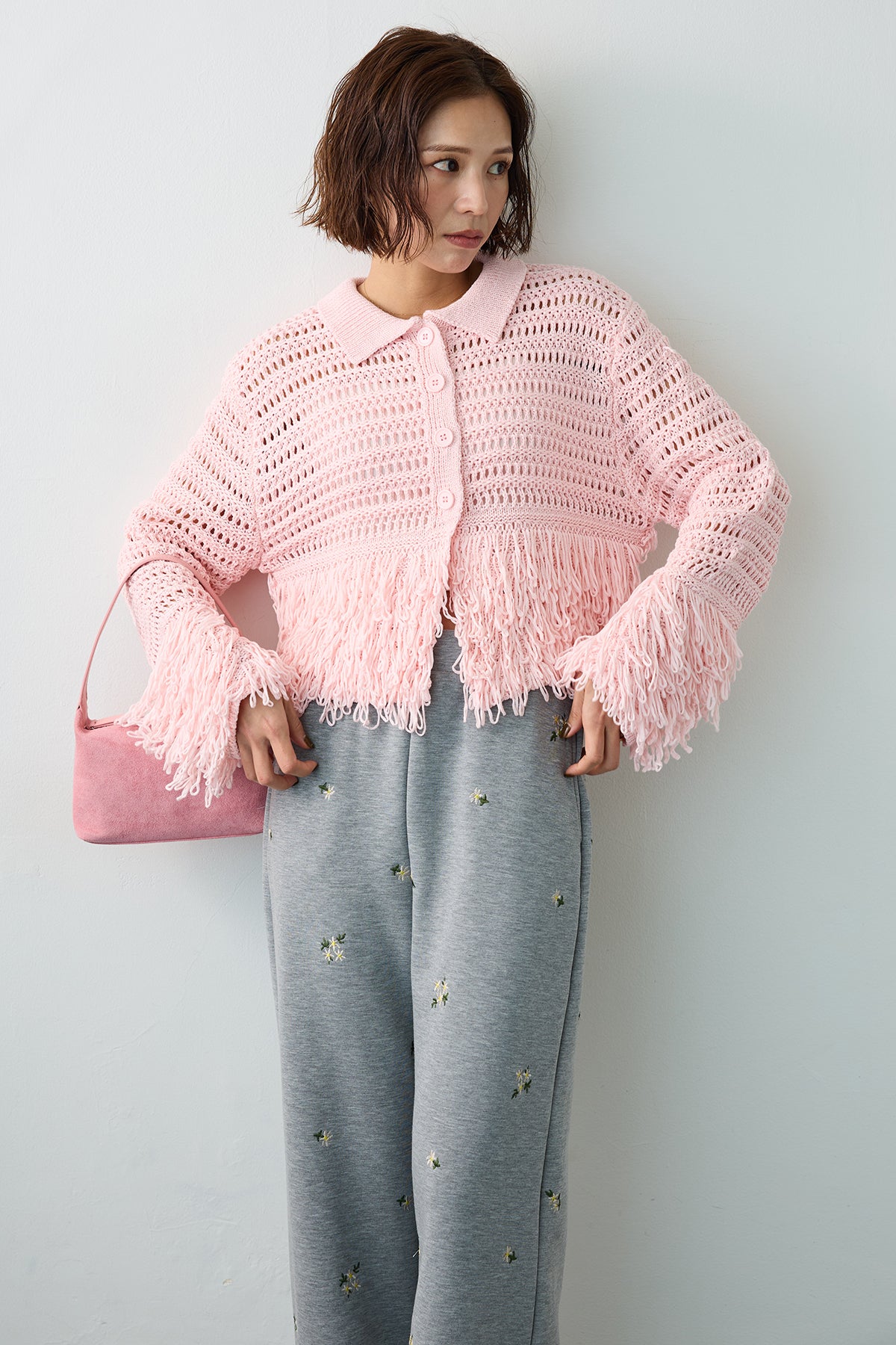 予約/SET]メッシュフリンジクロップドニット+フラワー刺繍ストレート