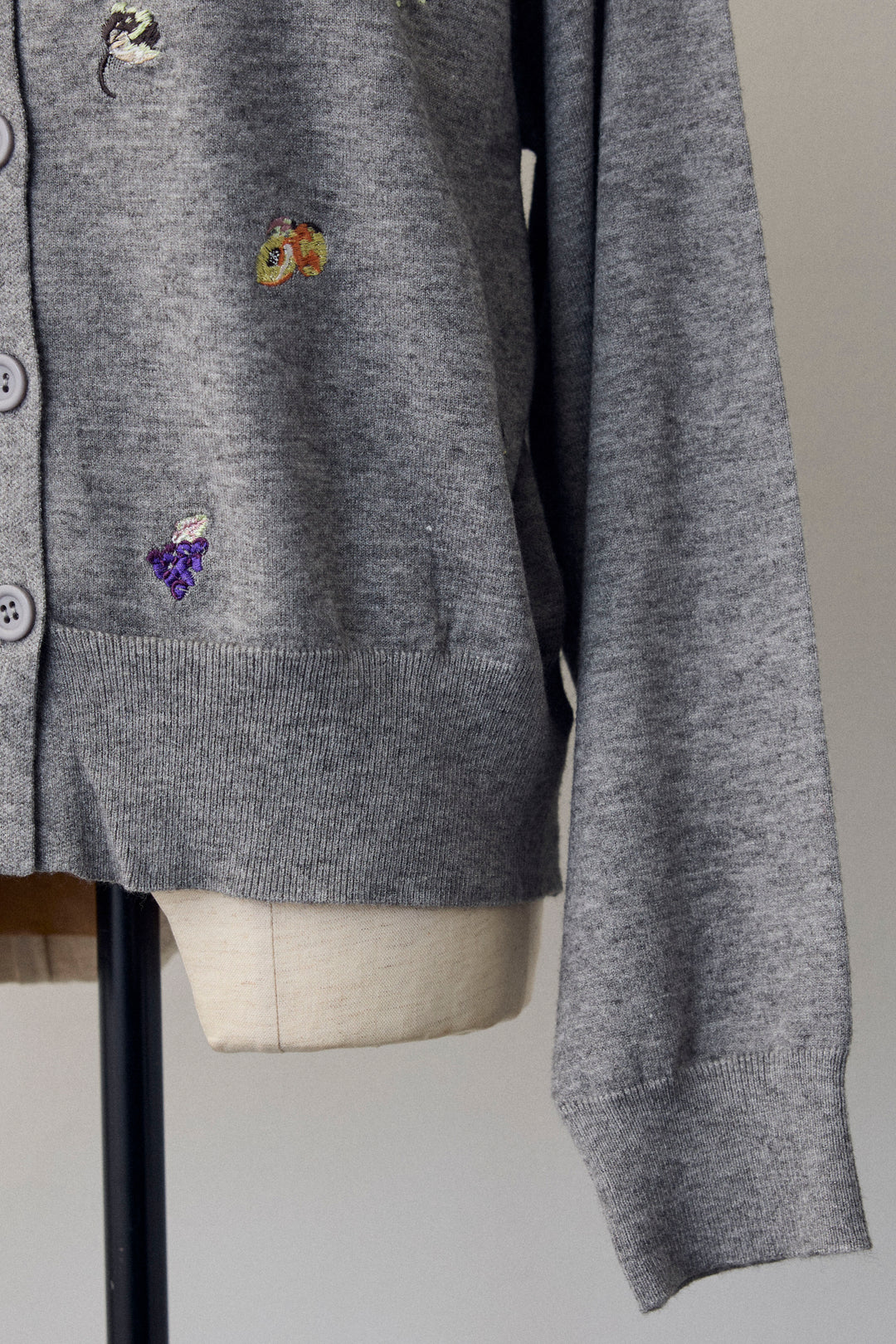 [予約]フルーツフラワー刺繍ニットカーデ