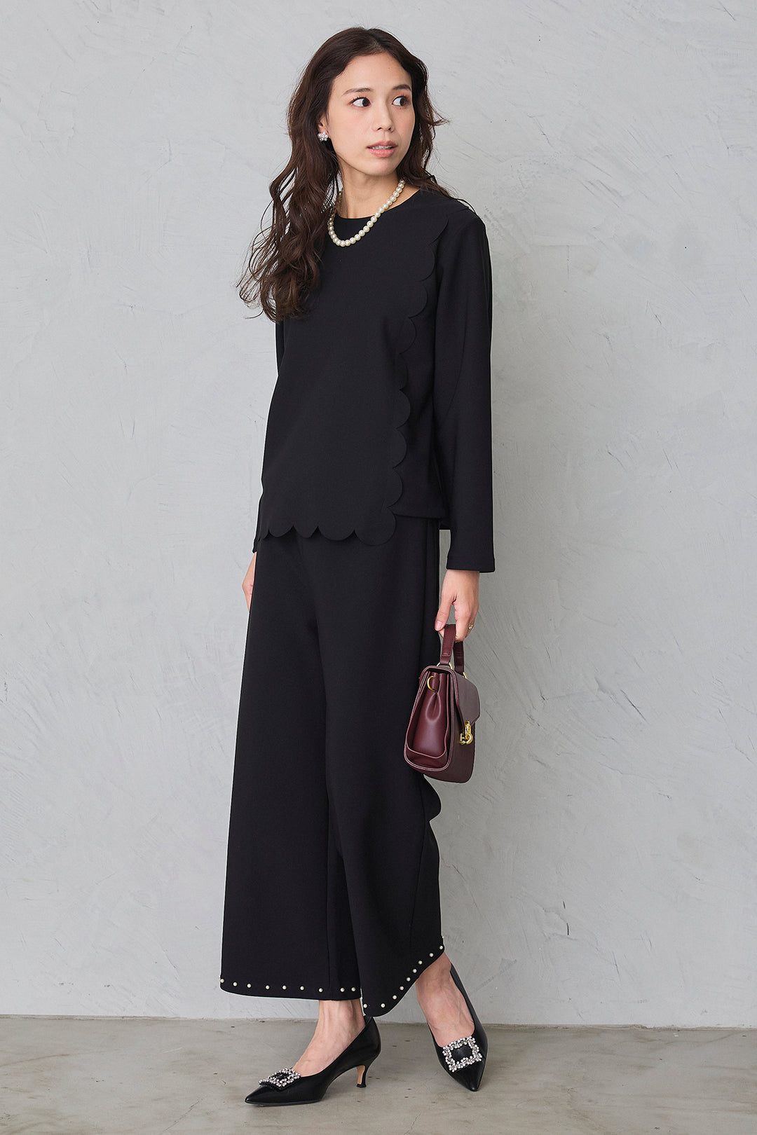 [予約/SET]アシメスカラップポンチプルオーバー+パールヘムポンチストレートパンツ(2set)