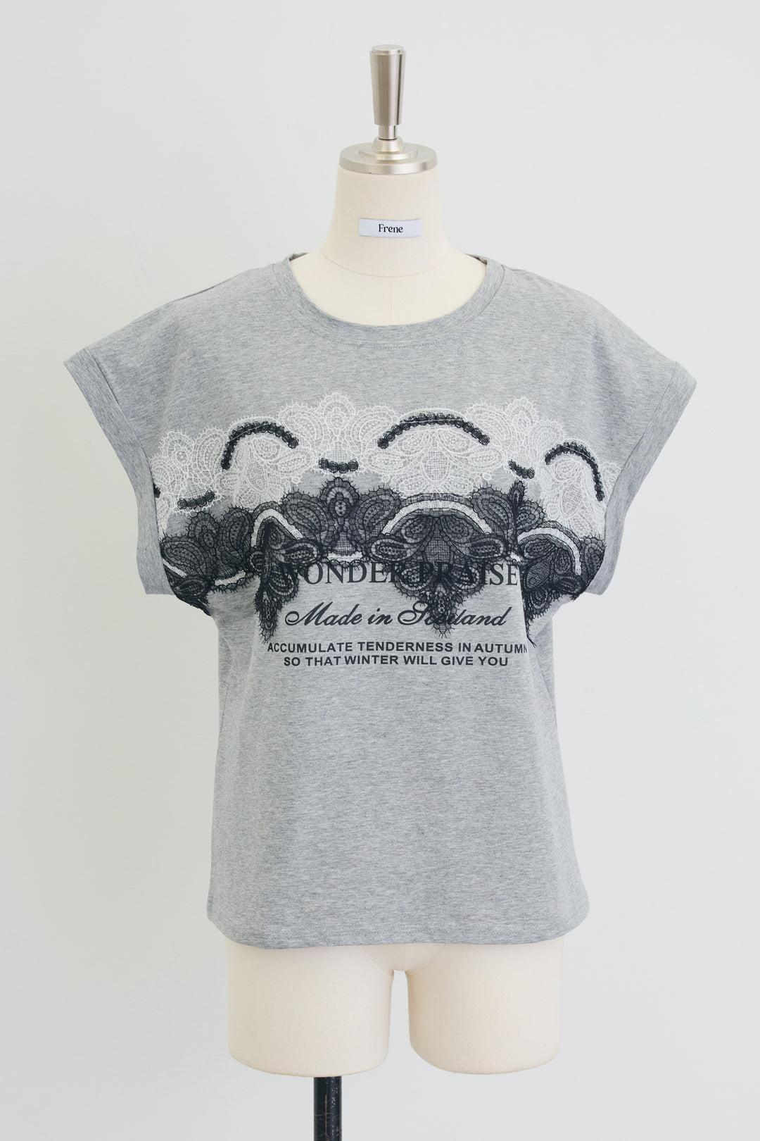 [予約]レースデザインロゴTシャツ